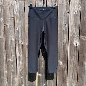 Nike black dri-fit ten one legend 3/4 length pant size medium